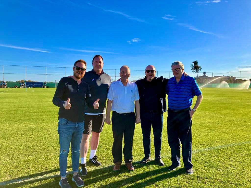 Malky joined by Chairman Roy MacGregor centre with CEO Steven Ferguson (second right) and Finance Director James MacDonald (right)